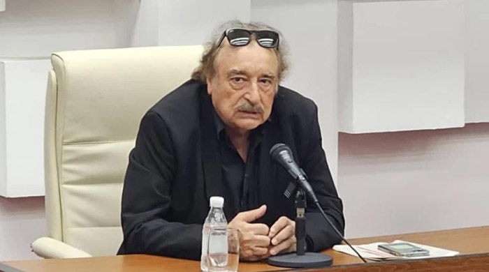 Ramonet advierte sobre riesgos éticos y políticos de la Super-Inteligencia Artificial Cuántica